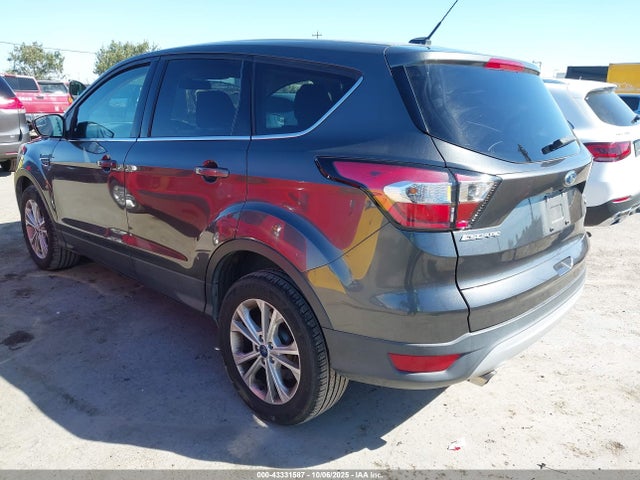 1FMCU0G99HUD94510 Ford Escape
