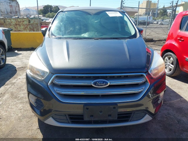 1FMCU0G99HUD94510 Ford Escape