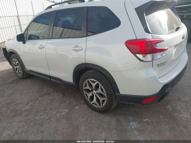 2020 SUBARU FORESTER JF2SKAJC9LH451646 Photo 2