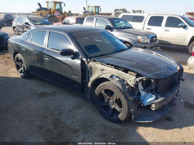 2C3CDXBG6JH173964 Dodge Charger Sxt Rwd