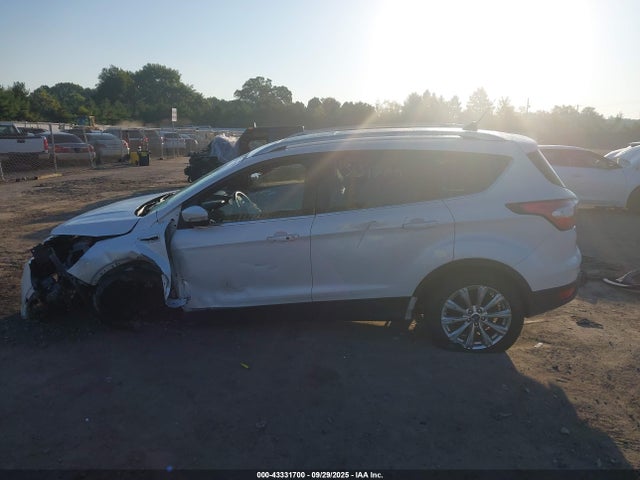 Продаж на аукціоні авто 2018 Ford Escape Titanium, vin: 1FMCU9J97JUB86404, номер лоту: 43331700