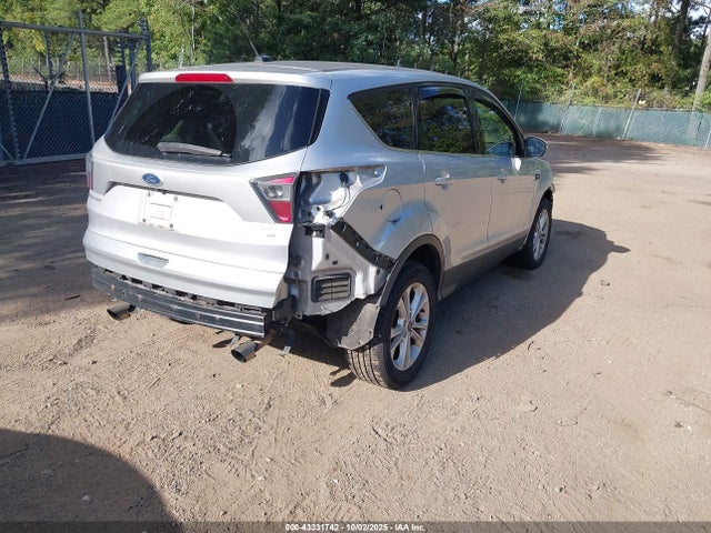 2017 Ford Escape Se მანქანა იყიდება აუქციონზე, vin: 1FMCU9GD0HUB45988, აუქციონის ნომერი: 43331742