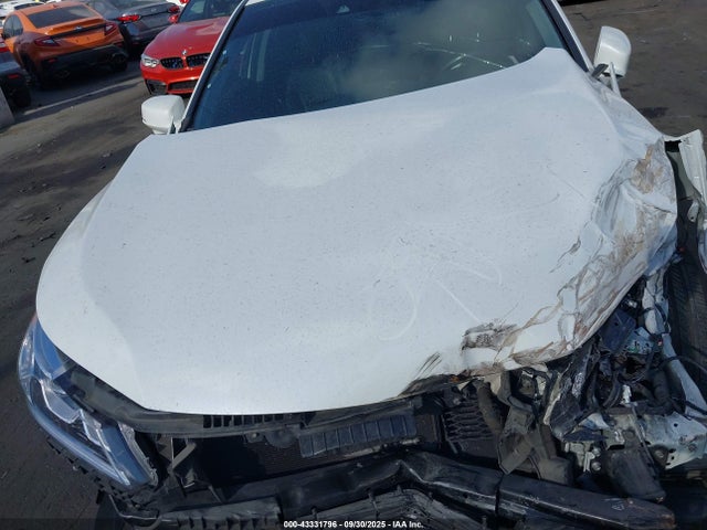 Honda lfa1 2017 JHMCR6F53HC008546 Image 10