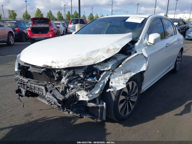 Honda lfa1 2017 JHMCR6F53HC008546 Image 2