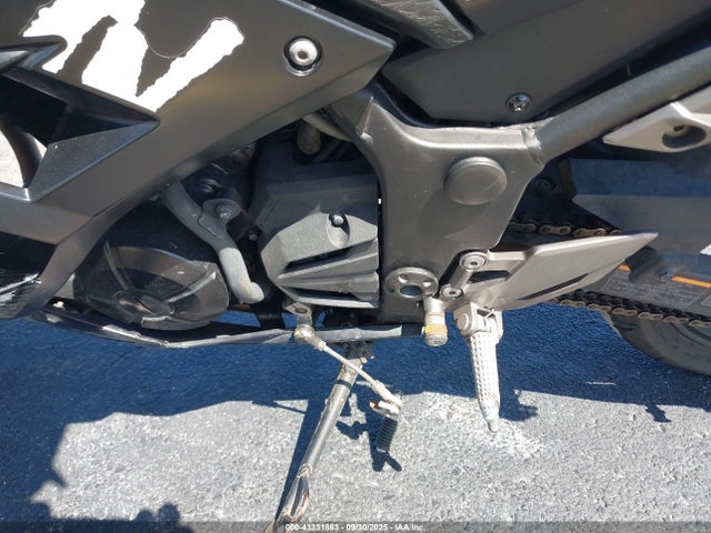 JKAEX8B19HDA40195 Kawasaki Ninja 300