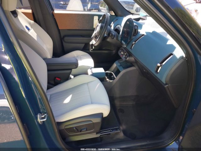 2025 MINI COUNTRYMAN WMZ23GA03S7S83219 Photo 4