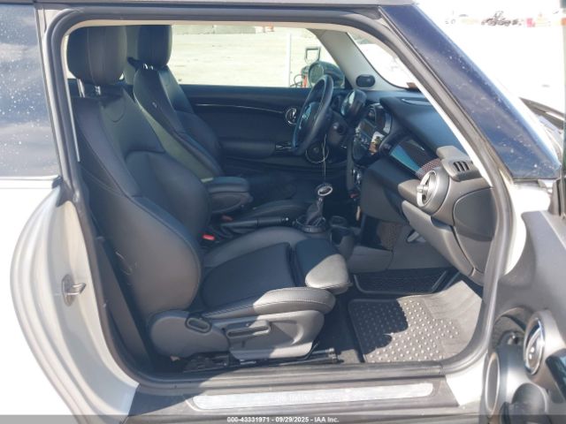2015 MINI HARDTOP WMWXP7C56F2A39621 Photo 4