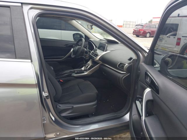 2019 MITSUBISHI ECLIPSE CROSS JA4AT4AA1KZ028151 Photo 4