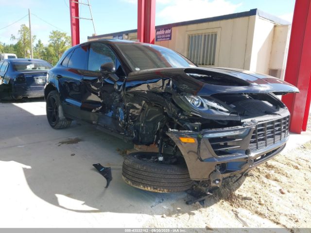 2018 PORSCHE MACAN WP1AA2A57JLB11179 Photo 0