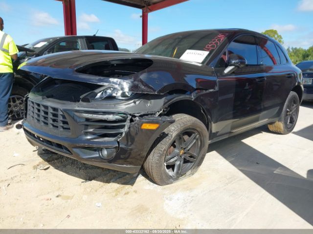 2018 PORSCHE MACAN WP1AA2A57JLB11179 Photo 1