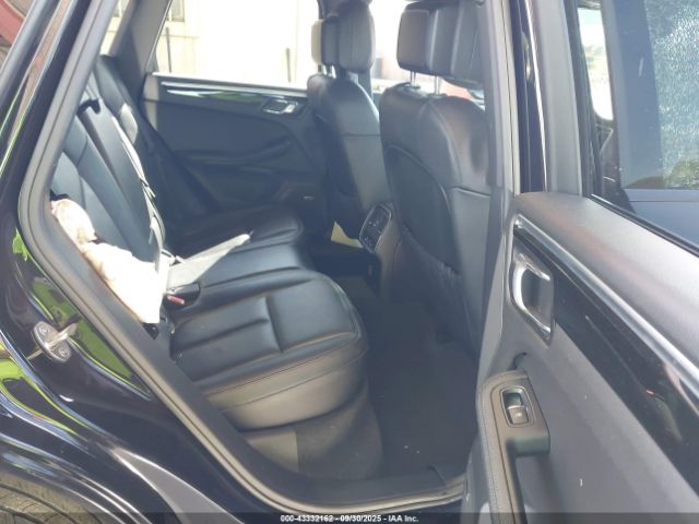 2018 PORSCHE MACAN WP1AA2A57JLB11179 Photo 7