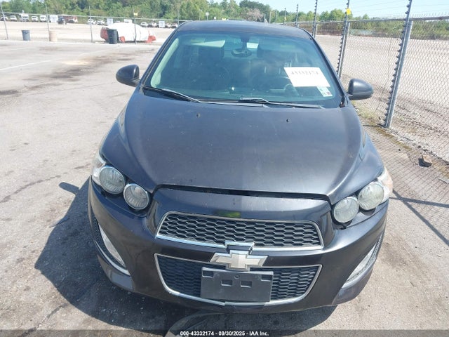 1G1JG5SB4F4166561 Chevrolet LUV