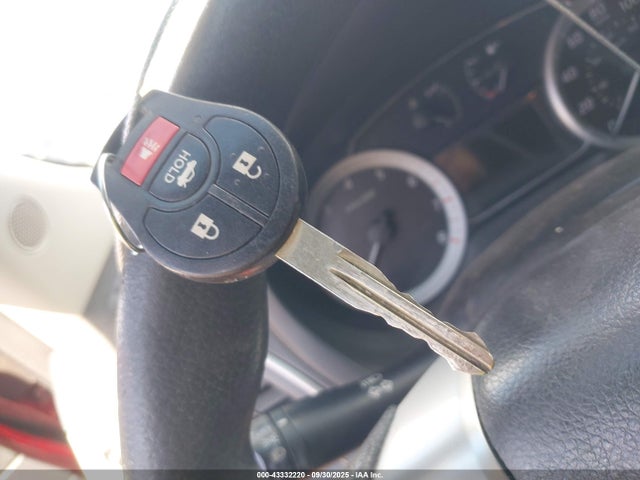 Nissan 2014 2014 3N1AB7AP6EY230855 Image 11