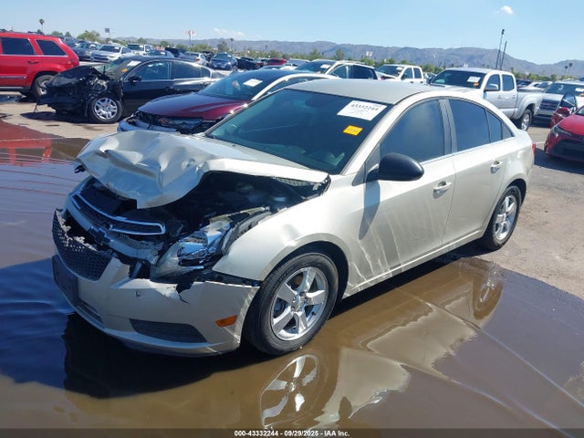 Chevrolet LUV 2014 1G1PC5SB2E7350822 Image 2