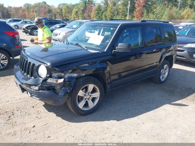 Jeep Patriot 2014 1C4NJRBB7ED510464 Image 2