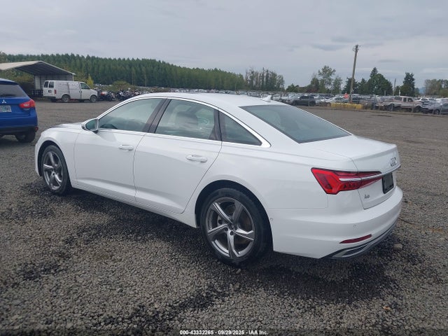 2024 AUDI A6 WAUE3BF28RN031835 Photo 2