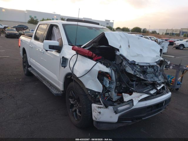 2022 FORD F-150 LIGHTNING 1FT6W1EV7NWG05527