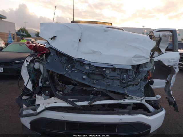 2022 FORD F-150 LIGHTNING 1FT6W1EV7NWG05527 Photo 9