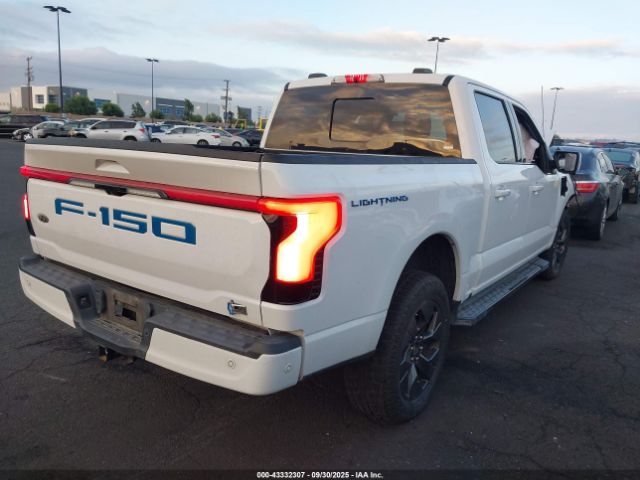 2022 FORD F-150 LIGHTNING 1FT6W1EV7NWG05527 Photo 3