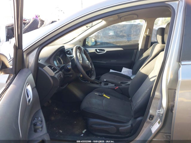 2014 Nissan Sentra Sv მანქანა იყიდება აუქციონზე, vin: 3N1AB7AP0EY318560, აუქციონის ნომერი: 43332396