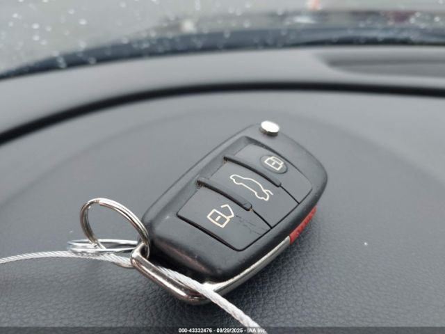 2018 AUDI A3 WAUB8GFF5J1017679 Photo 10