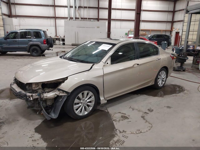 Honda k24w1 2015 1HGCR2F80FA091349 Image 2