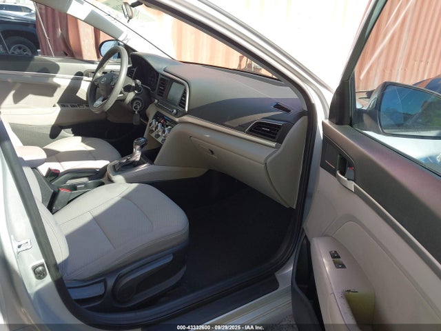 Hyundai mpi nu 2019 5NPD84LF6KH412852 Image 5