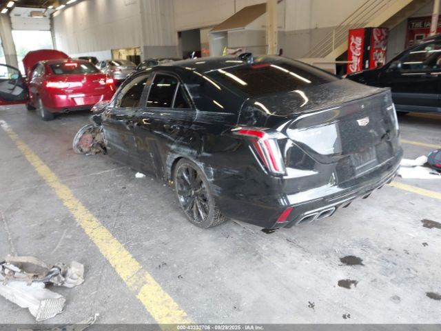 2022 CADILLAC CT4-V 1G6DH5RL0N0125224 Photo 2