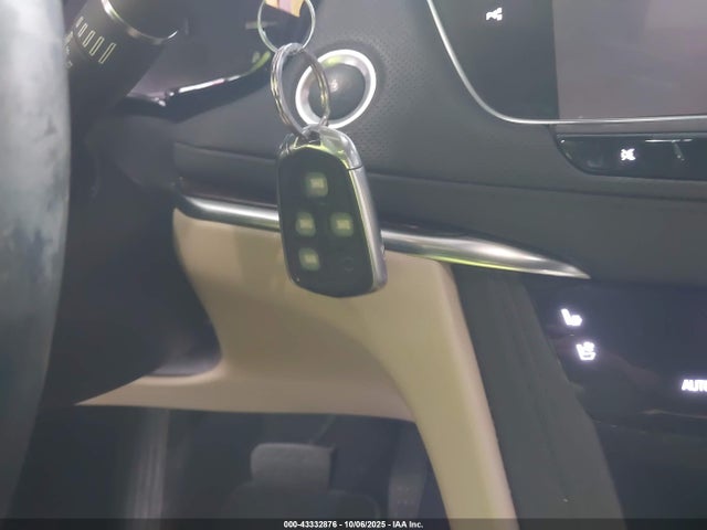 2018 CADILLAC XT5 1GYKNERS6JZ126589 Photo 10