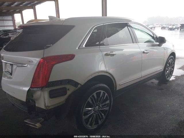 2018 CADILLAC XT5 1GYKNERS6JZ126589 Photo 3