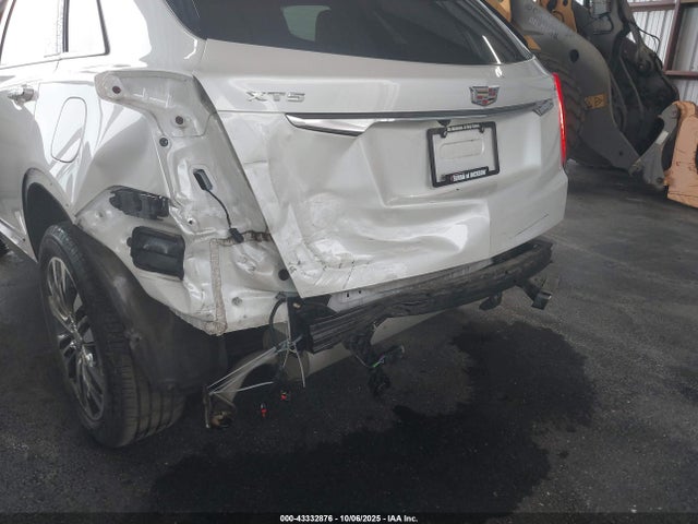 2018 CADILLAC XT5 1GYKNERS6JZ126589 Photo 5