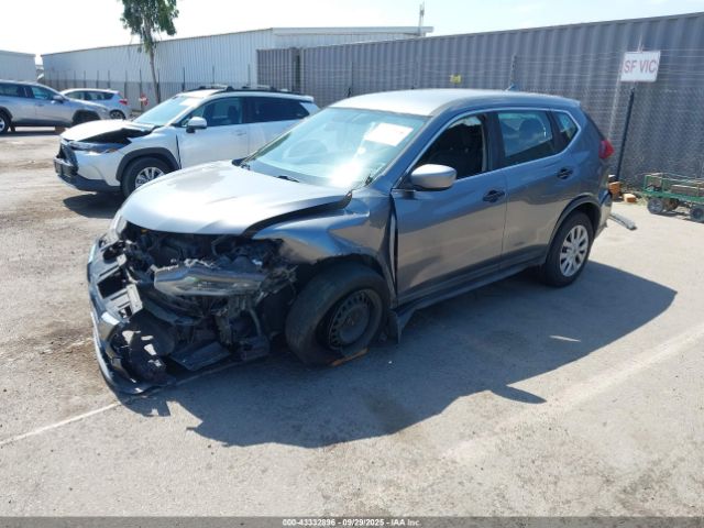 2018 NISSAN ROGUE KNMAT2MT0JP561402 Photo 1