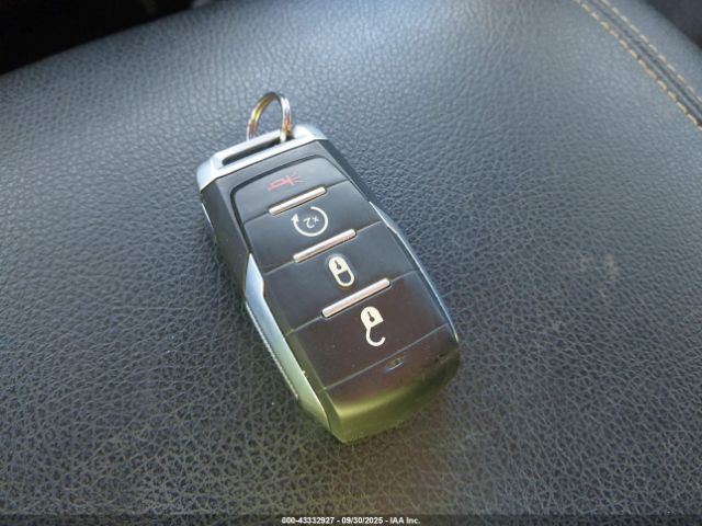 2019 RAM 1500 1C6RRFFG3KN818677 Photo 10