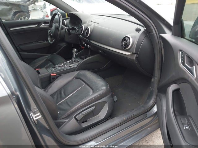 2016 AUDI A3 WAUA7GFF3G1051160 Photo 4