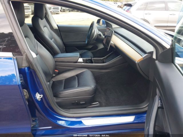 2020 TESLA MODEL 3 5YJ3E1EA7LF736798 Photo 4