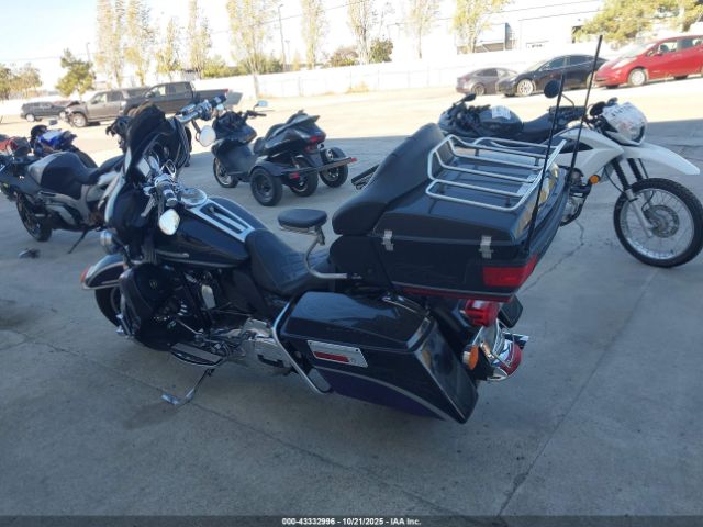 2010 HARLEY-DAVIDSON FLHTK 1HD1KEM17AB606835 Photo 2