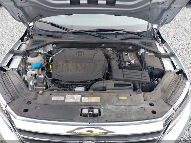Volkswagen 2021 2021 1VWSA7A30MC008155 Image 10