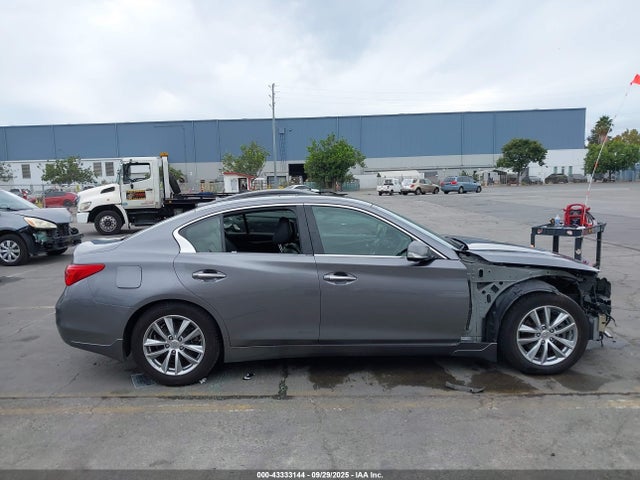 JN1BV7AP2FM347882 Infiniti 2015