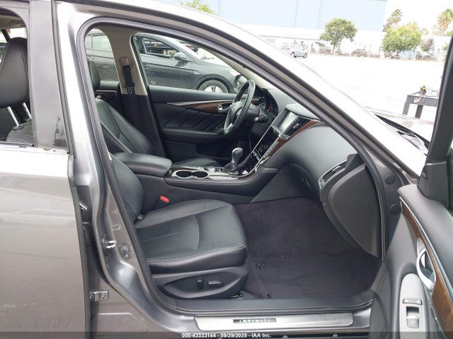 JN1BV7AP2FM347882 Infiniti 2015