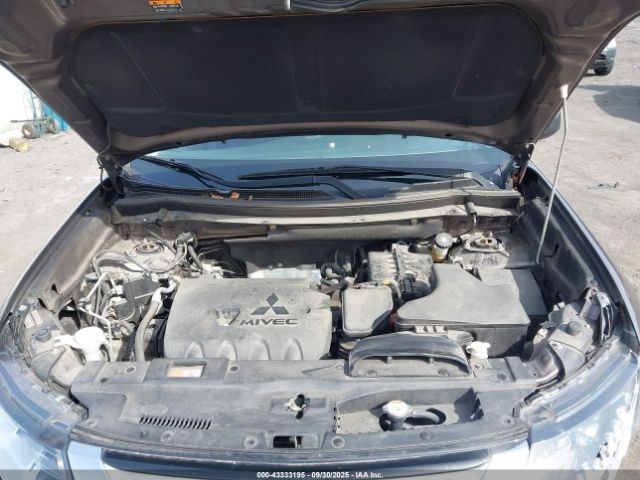 2018 MITSUBISHI OUTLANDER JA4AZ3A39JZ049869 Photo 9