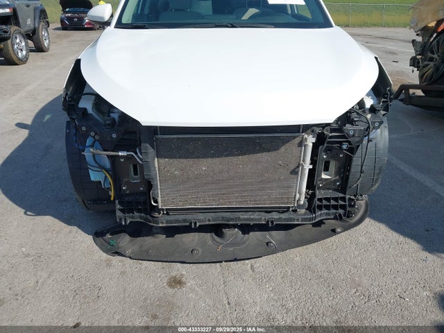 KM8J2CA46LU256766 Hyundai TUCSON SE