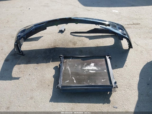 2C3CDZBT9JH271508 Dodge 2018