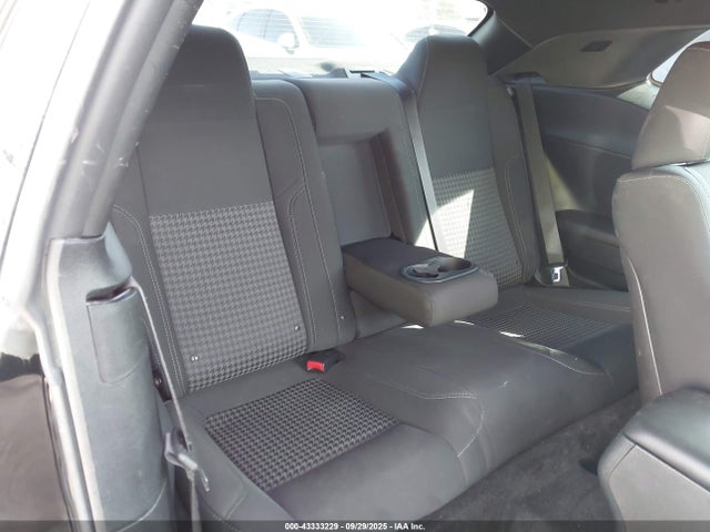 2C3CDZBT9JH271508 Dodge 2018