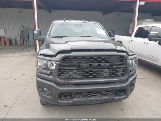 3C6UR5DL1RG118597 RAM 2500 Lone Star 4x4 6&#039;4 Box