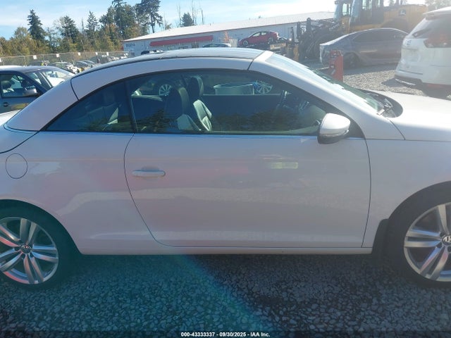 Volkswagen Eos 2014 WVWFW8AH3EV000404 Image 13