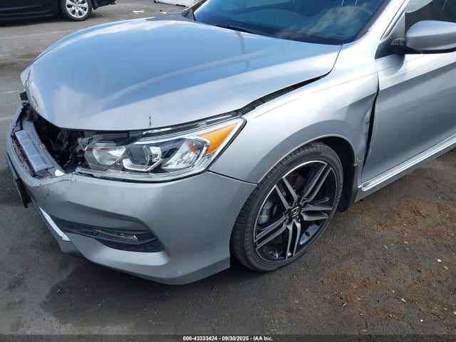 Honda k24w1 2017 1HGCR2F59HA061176 Image 18