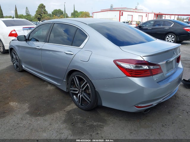 Honda k24w1 2017 1HGCR2F59HA061176 Image 3