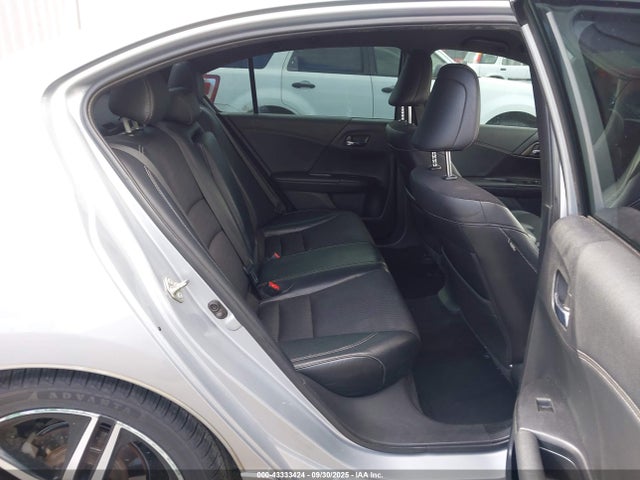 Honda k24w1 2017 1HGCR2F59HA061176 Image 8