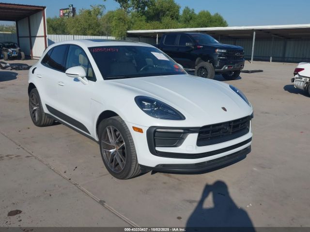 2024 PORSCHE MACAN WP1AA2A53RLB17492