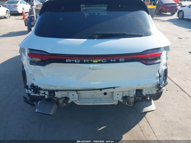 2024 PORSCHE MACAN WP1AA2A53RLB17492 Photo 5